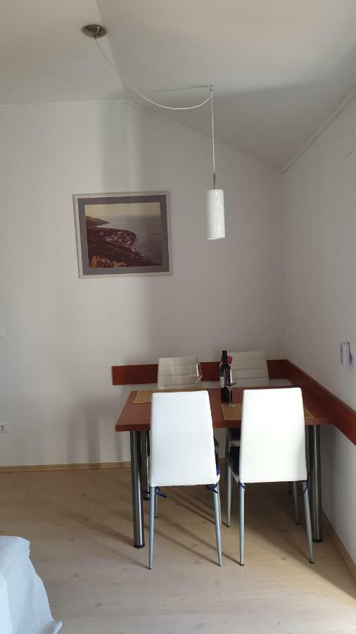Apartment Marina Валун Екстер'єр фото